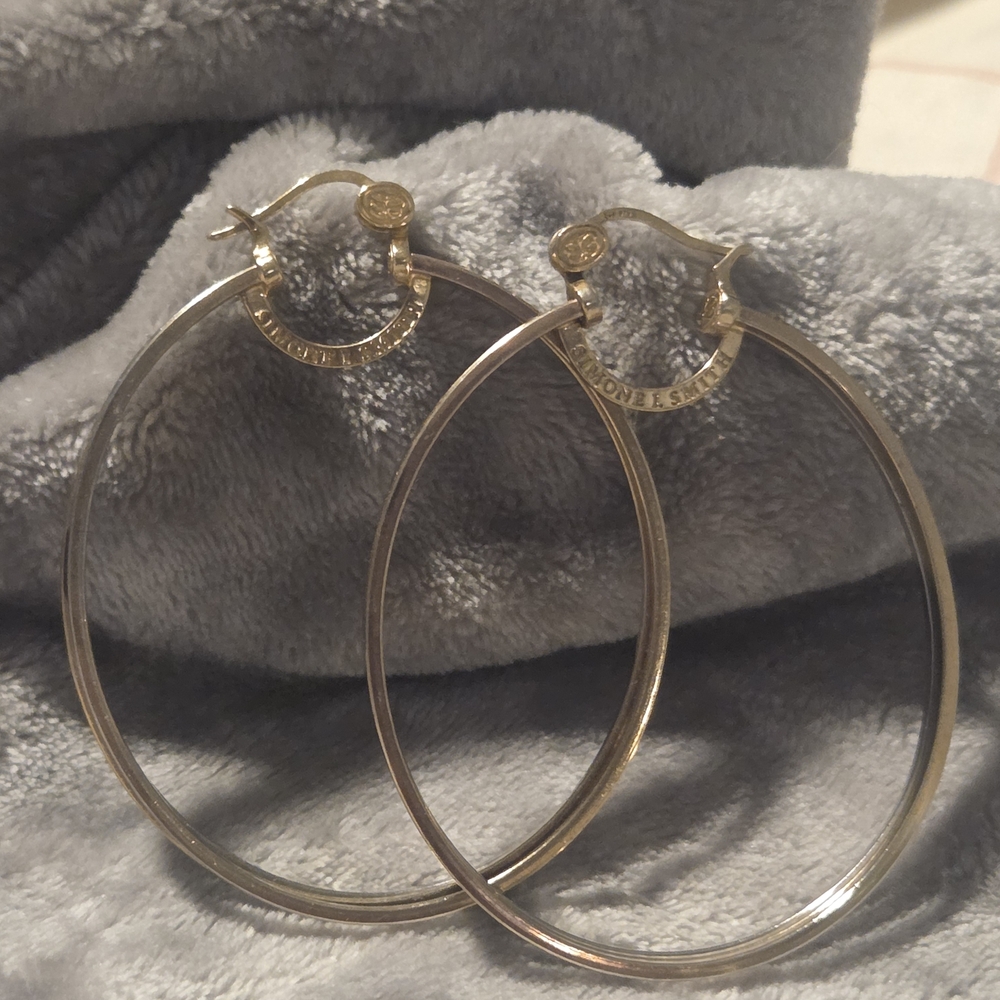 Chic Silver-Tone Hoop Earrings